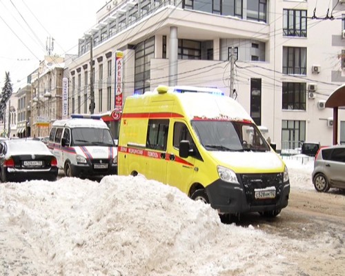 Около 800 человек эвакуировано из бизнес-центра в Нижнем Новгороде из-за сообщения о якобы заложенном взрывном устройстве