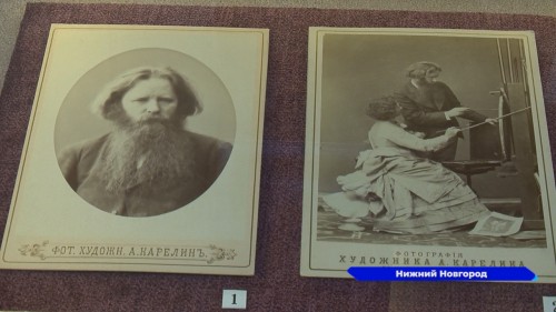 Выставка художника и фотографа Андрея Карелина открылась в усадьбе Рукавишниковых