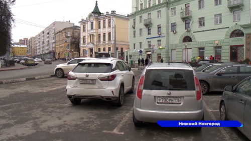 Машины без номеров будут эвакуировать с платных парковок в Нижнем Новгороде