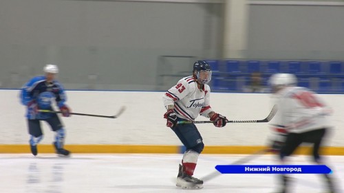 В товарищеском матче сыграли ветераны нижегородского хоккея